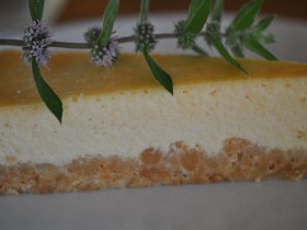 CHEESE CAKE