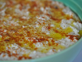 HUMMUS S UZENOU PAPRIKOU